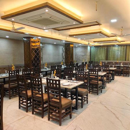 Hotel Taste Of India อัครา ภายนอก รูปภาพ